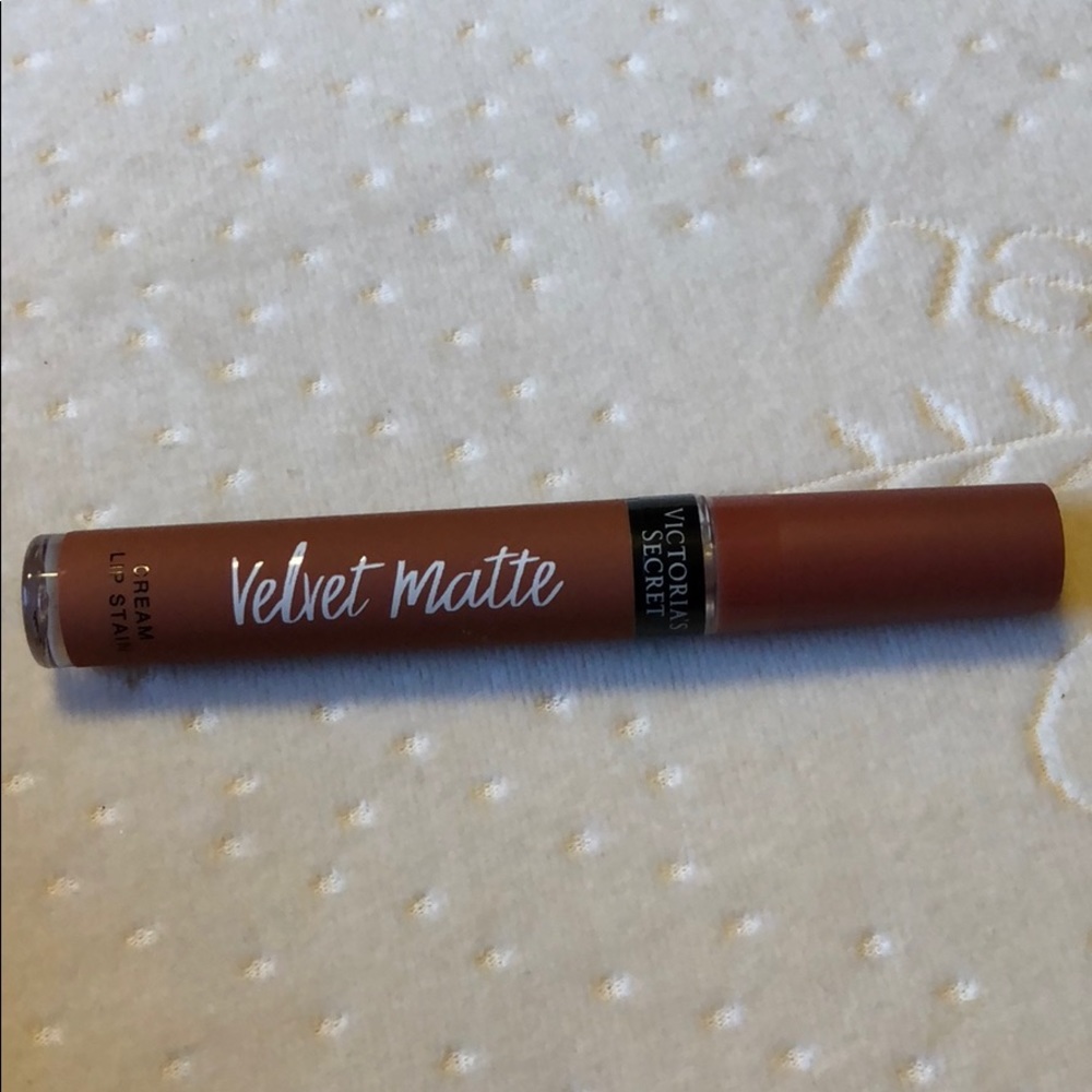 Victoria’s Secret cream lip stain